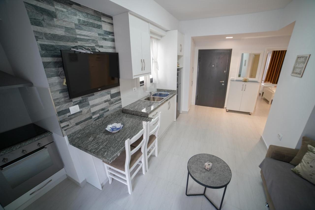 City Glow Apartments ซารานเดอ ภายนอก รูปภาพ
