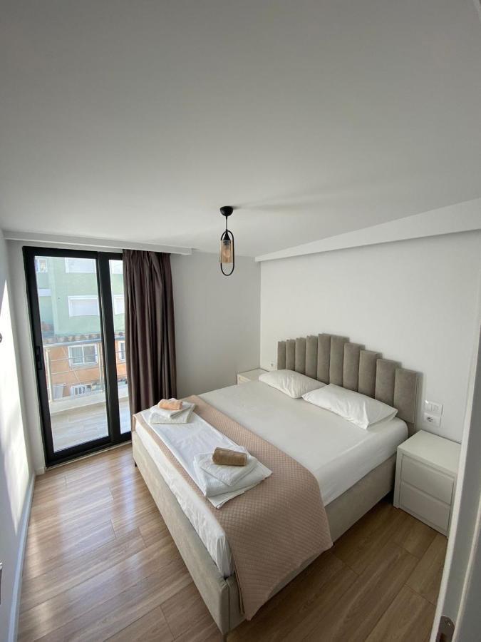 City Glow Apartments ซารานเดอ ภายนอก รูปภาพ
