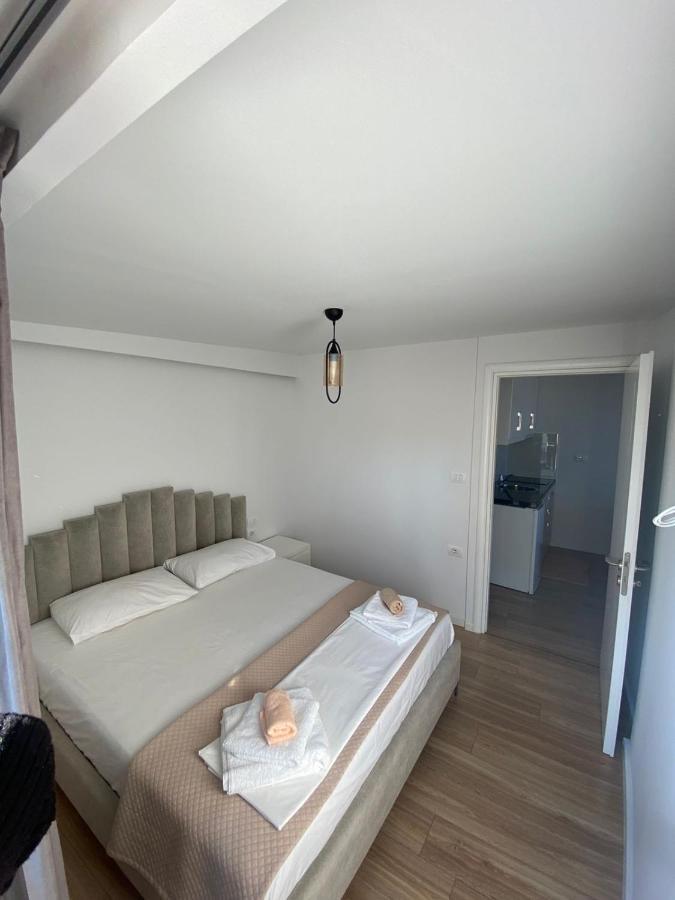 City Glow Apartments ซารานเดอ ภายนอก รูปภาพ